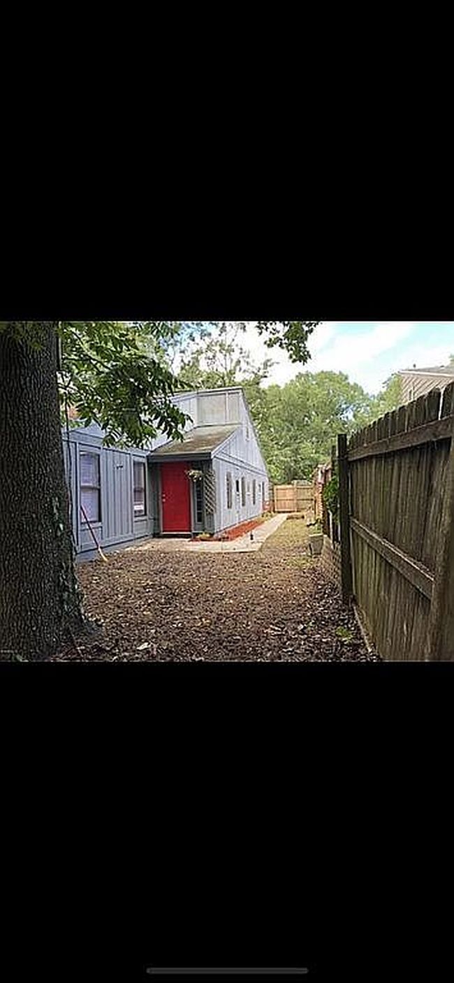 Photo of 3608 College Pl, Jacksonville, FL