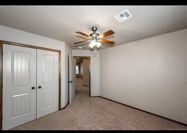Photo of 705 S Division St, Sapulpa, OK
