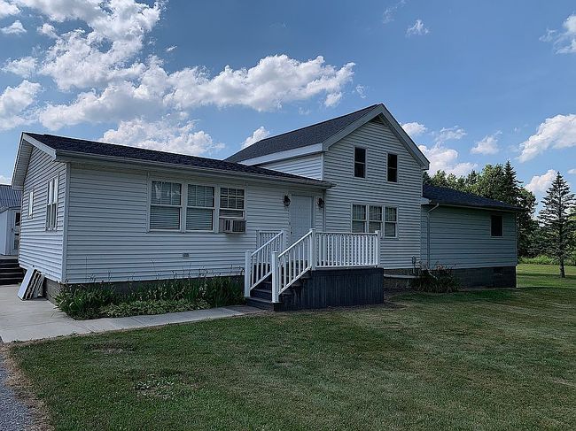 Photo of 7360 Tripp Rd, Osseo, MI