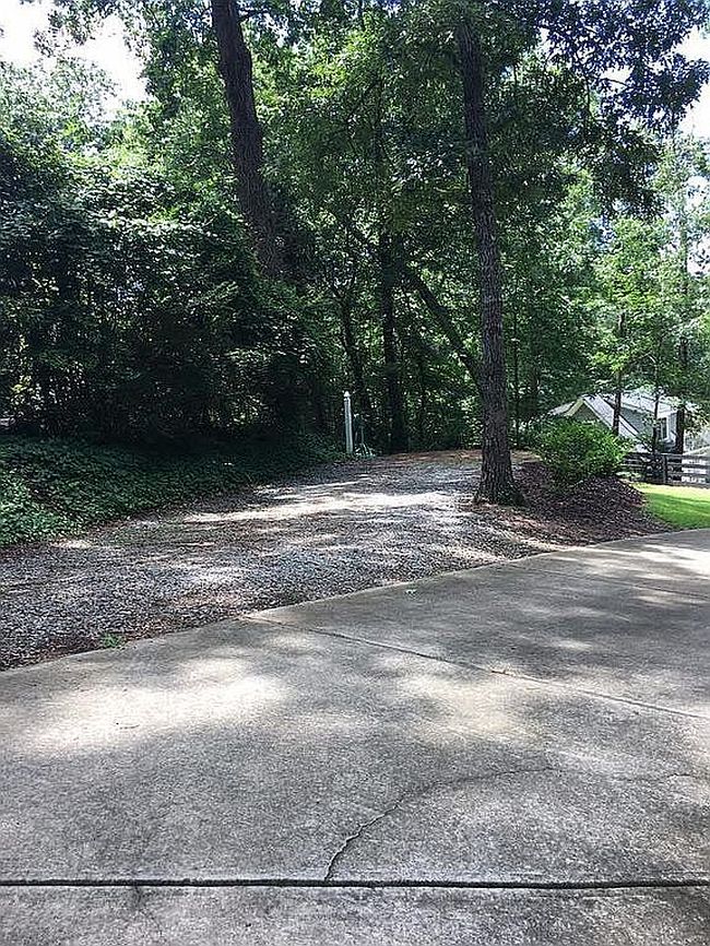 Image of 3246 Couch Cir