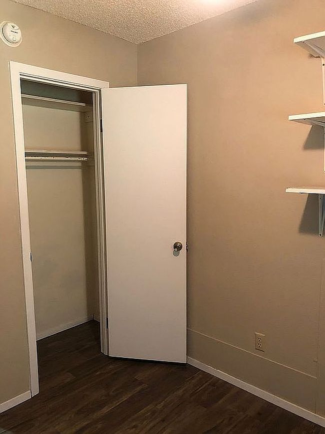 Additional photo 2 of property located at 503 Ne K St