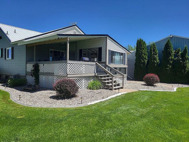 Photo of 955 E 1400 N, Shelley, ID