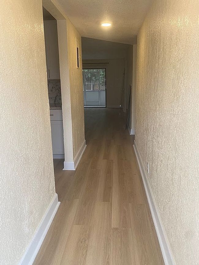 Photo of 7830 Nw 33rd St