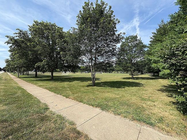 Photo of 893 S Oakland Ave, Forsyth, IL