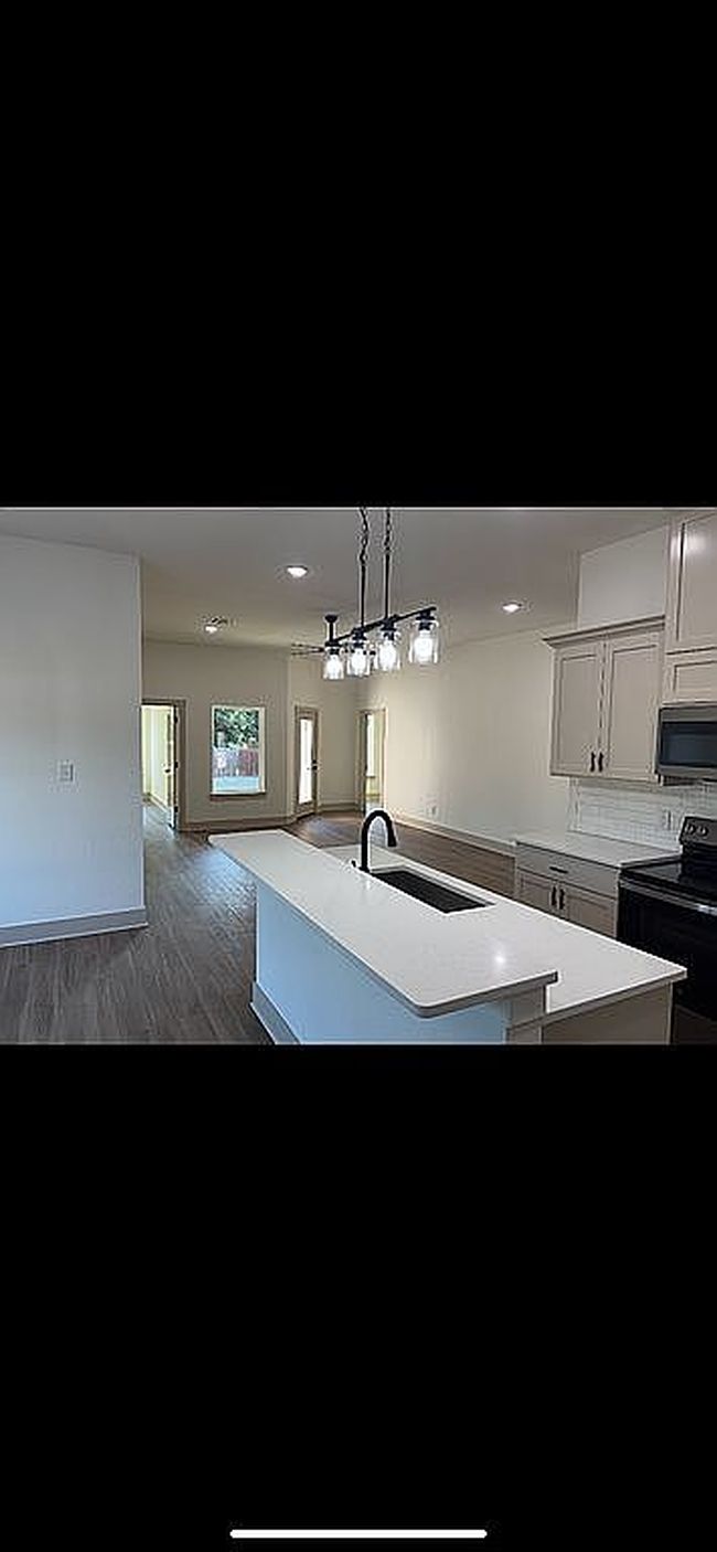 Photo of 224 Hazelwood Dr, Woodway, TX