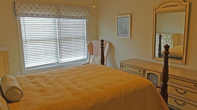Photo of 8545 Whistling Straits Dr, Radford, VA