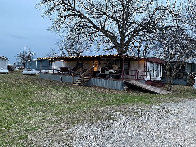 Photo of 2889 Big Mineral Rd #24, Gordonville, TX