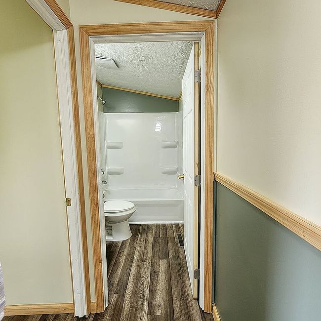 Image of 6946 N 33rd Rd