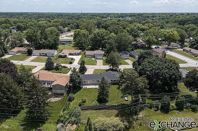 Photo of 1726 Skyline Dr, Bettendorf, IA