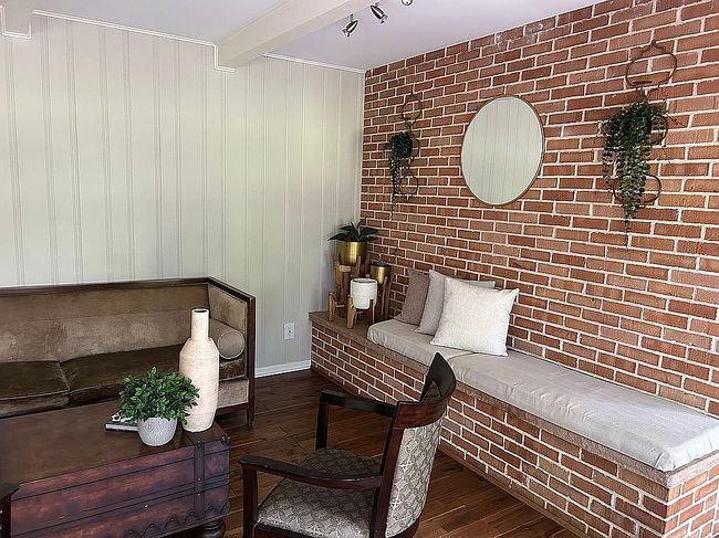 Image of 640 Shadywood Ln