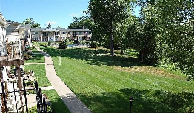 Photo of 5299 Highland Rd Unit 202, Waterford, MI