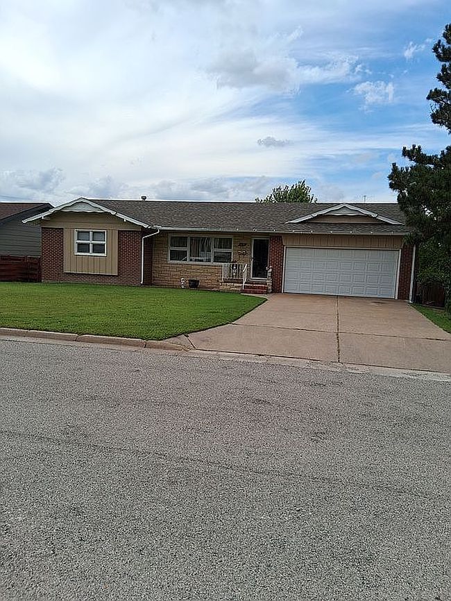 Photo of 2119 Hart Ave