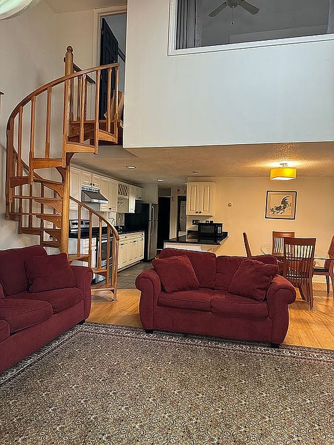 Photo of 2 Oden Ave Apt 4, Worcester, MA