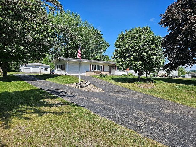 Photo of 30154 395th Ave, Bellevue, IA