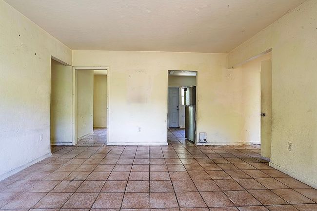 Additional photo 1 of property located at 3255 William Ave