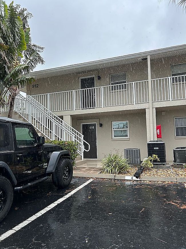 Image of 912 La Costa Cir Unit 6