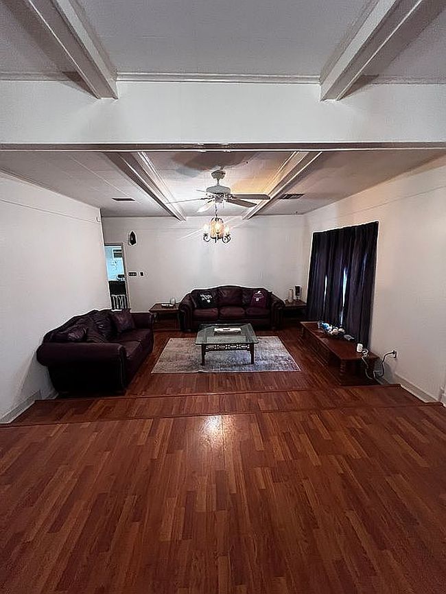 Photo of 1221 Watson Rd