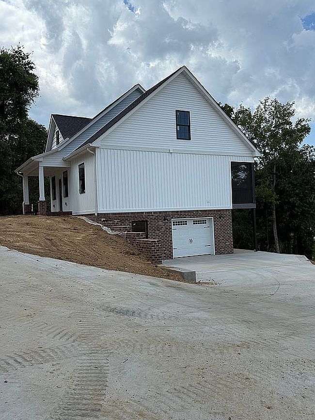 Additional photo 2 of property located at 200 Hood St