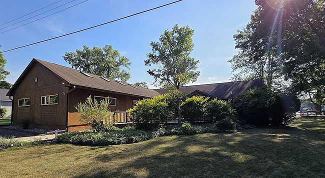 Photo of 508 Orchard Rd, Marshall, MI