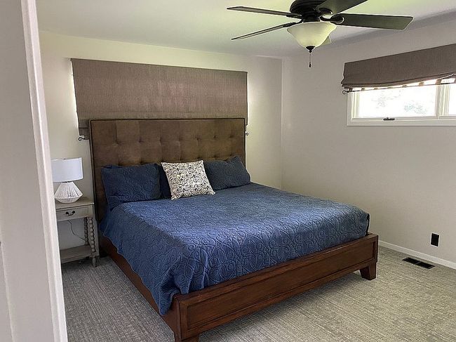 Image of 1704 Spring Rd