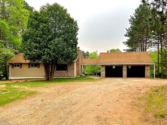 Image of 621 E Superior Ave