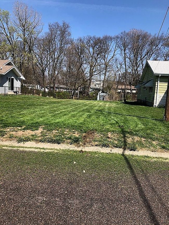 Image of 112 W Eden St