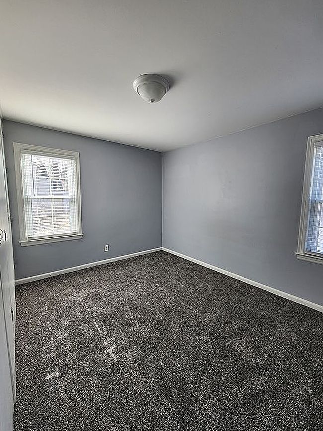 Image of 2226 Mills Ave