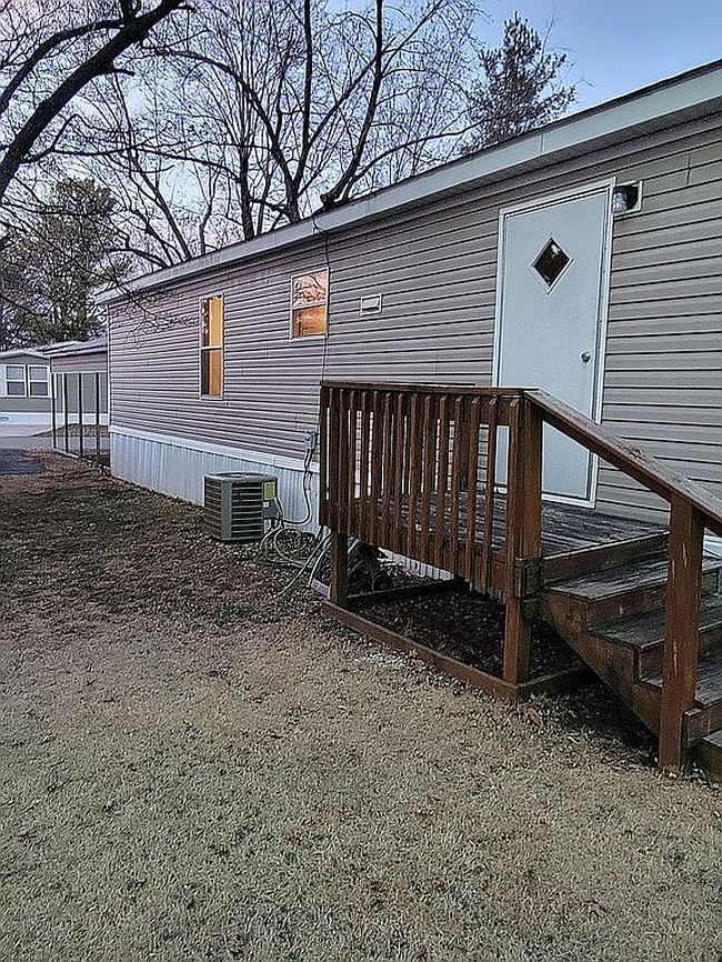 Image of 3731 S Glenstone Ave Lot 108
