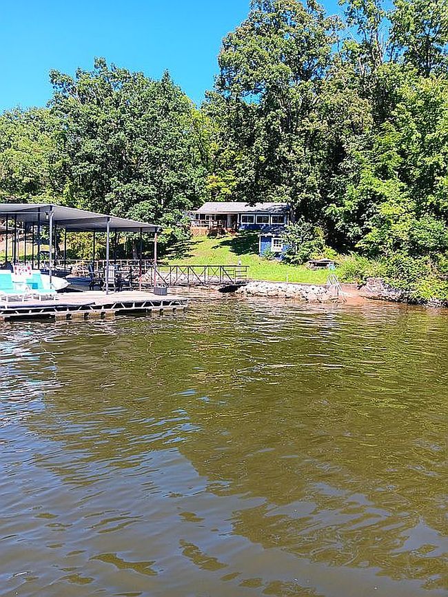 Photo of 164 Swift Hollow Rd, Sunrise Beach, MO