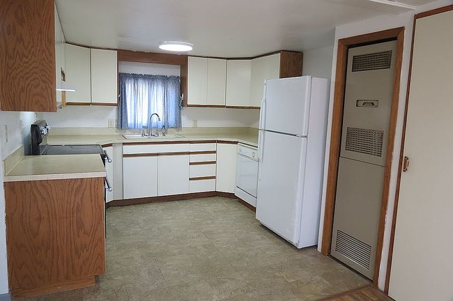 Image of 306 2nd Ave N