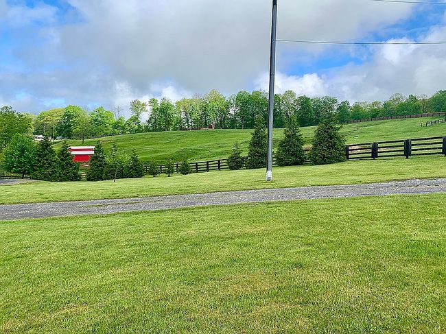 Photo of 110 Autumn Ridge Rd, Alderson, WV