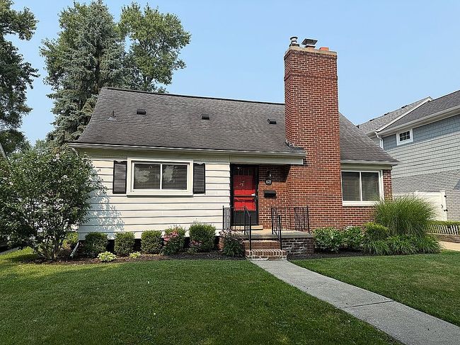 Photo of 671 Coolidge Hwy