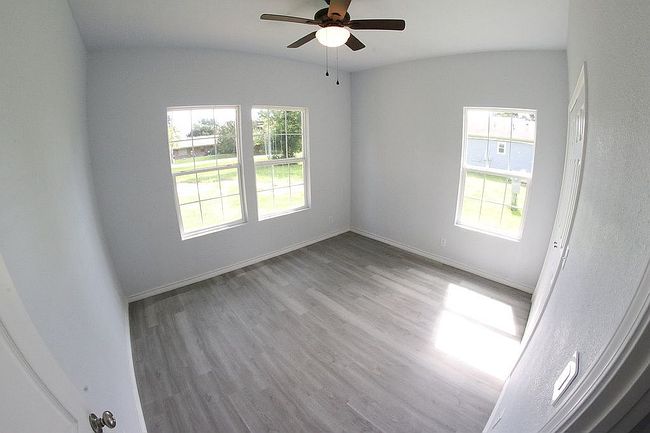Photo of 450 Governor Hogg Dr, Pointblank, TX
