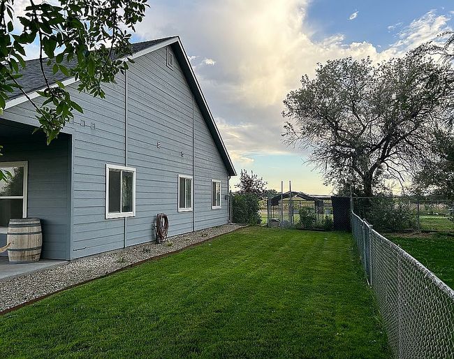 Additional photo 1 of property located at 6878 Ustick Rd