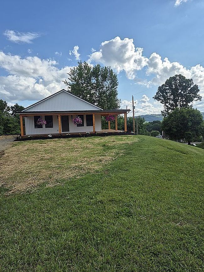Image of 700 Herms Hill Rd