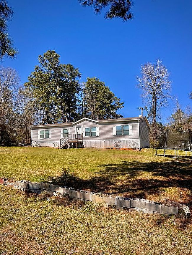 Image of 660 Carlton Dr