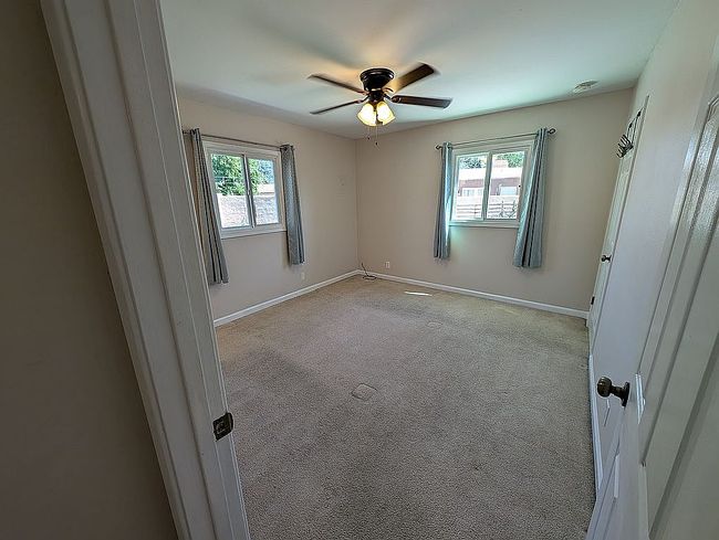 Photo of 8814 Snow Heights Blvd Ne, Albuquerque, NM