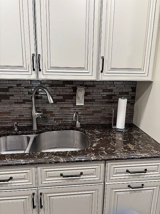 Photo of 204 Bentley Ct E, Saint James, NY