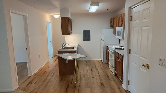 Photo of 201 Dewitt Ln