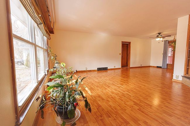Image of 345 Shorehaven Dr