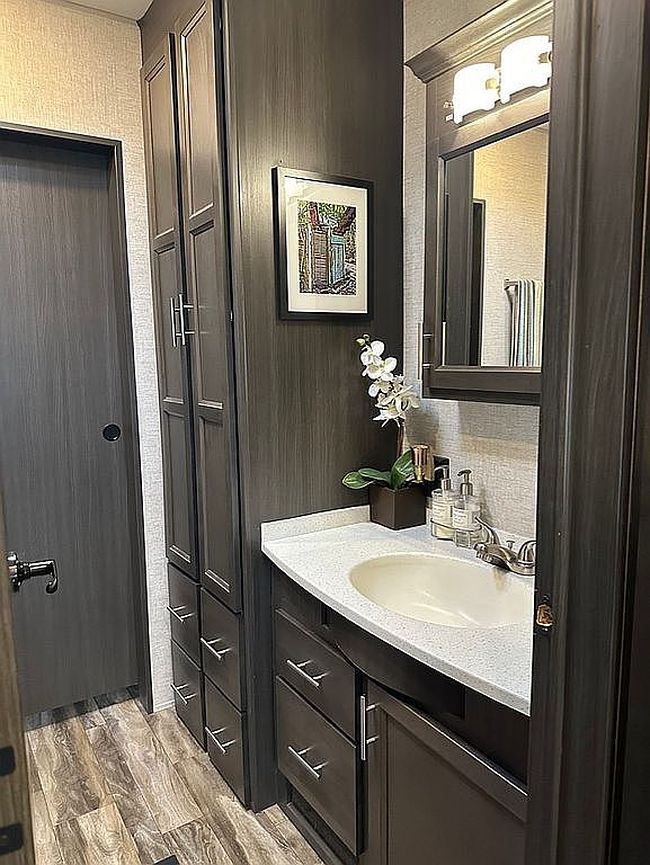 Image of 2206 Chaney Dr #369