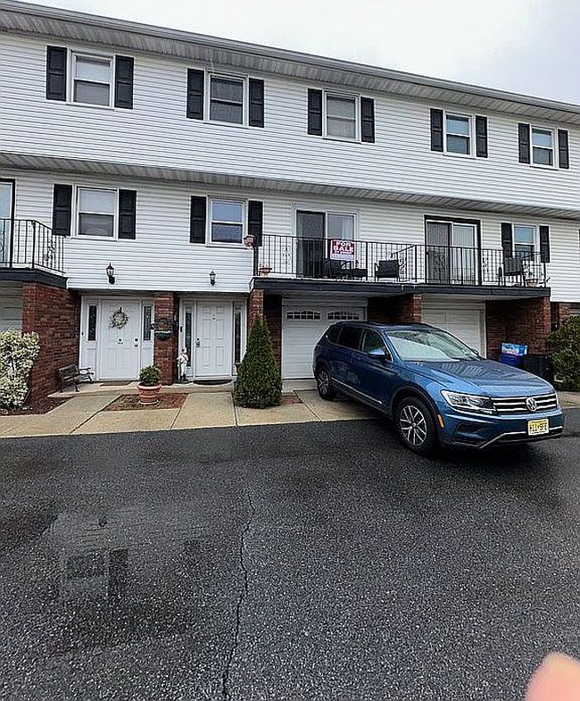 Image of 79C W 9th St #C