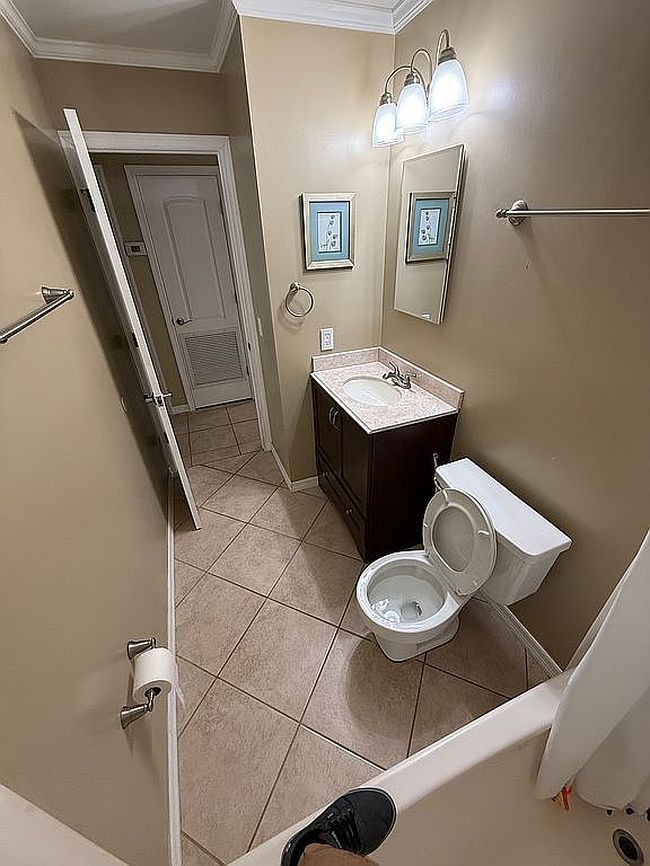 Image of 1118 Sw 10th Ave