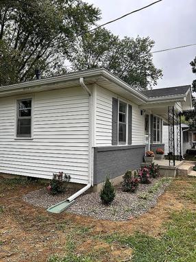 Image of 101 Houston Ct