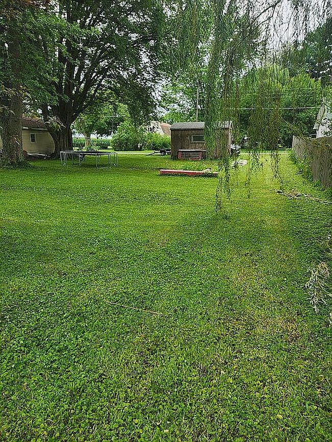 Additional photo 3 of property located at 336 W Farmer St