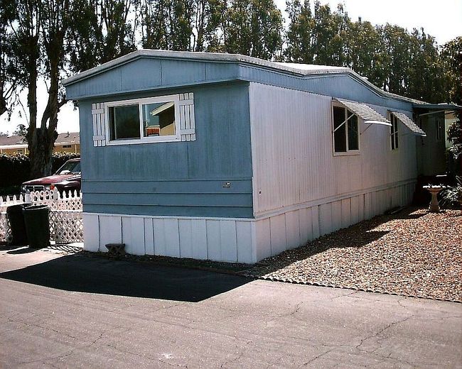 Photo of 2178 Thrush Ave, Oxnard, CA