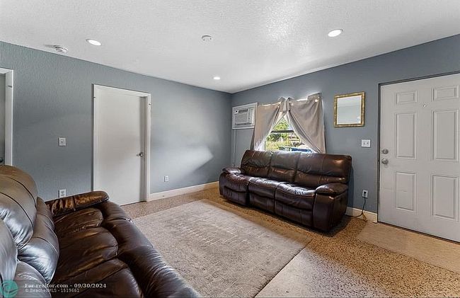 Photo of 1401 G Ter, Fort Pierce, FL