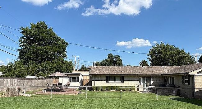 Additional photo 2 of property located at 877 Nw 14th St