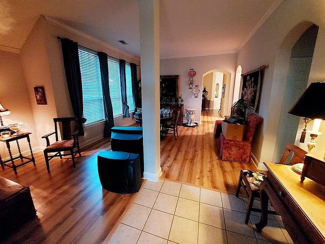 Preview of property located at 7 Lake Forest Ct