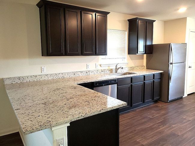 Photo of 136 Allington Cir, Jarrell, TX